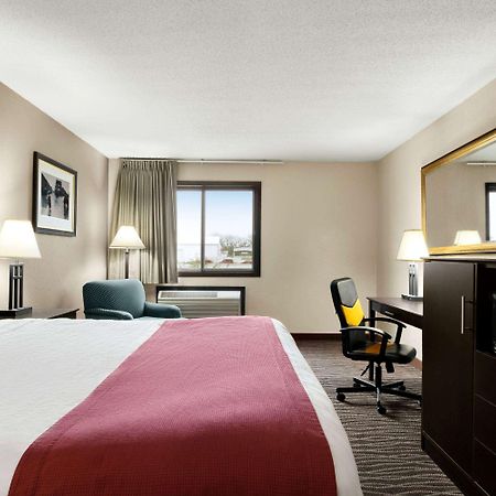 Baymont By Wyndham Sioux Falls North,I-29,Russell St, Airport Exterior foto