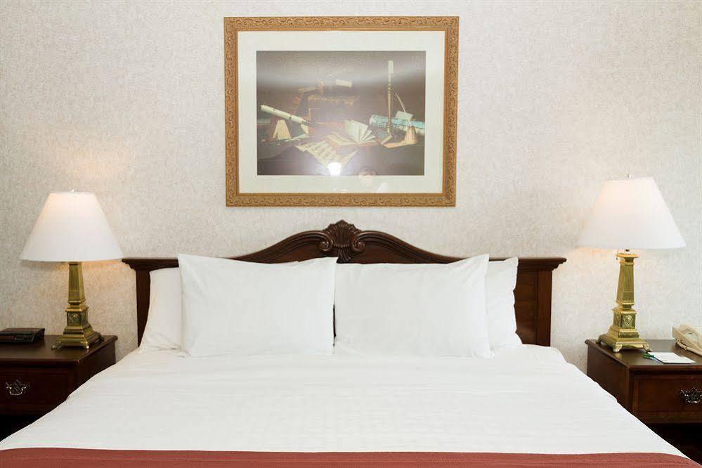 Baymont By Wyndham Sioux Falls North,I-29,Russell St, Airport Exterior foto